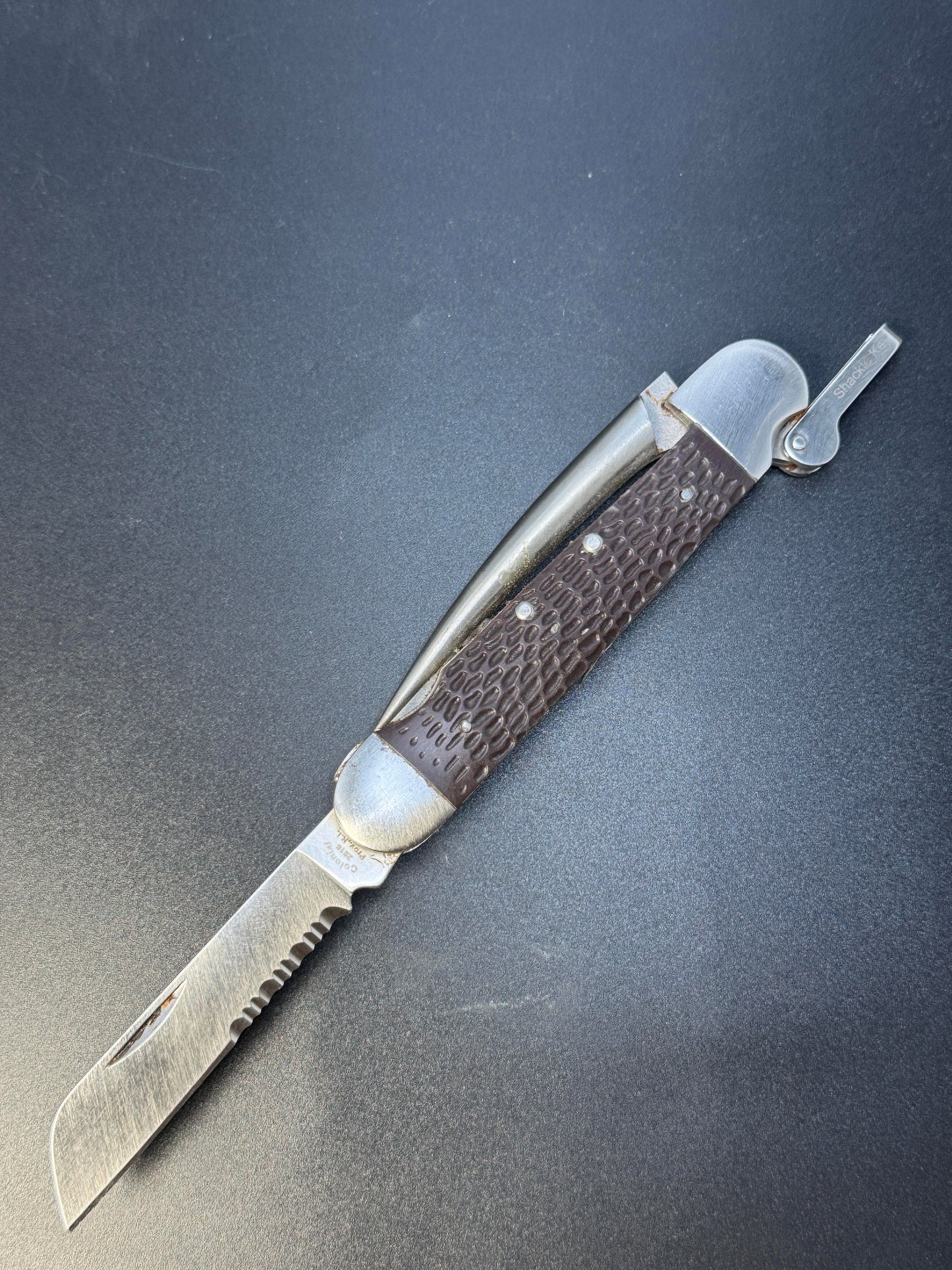 Military & Government-Issue Knives