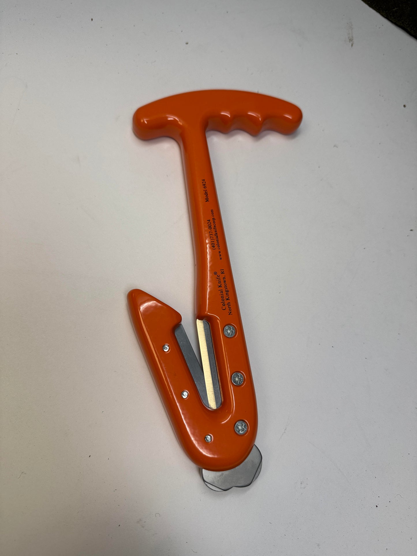 Military & Government-Issue Knives