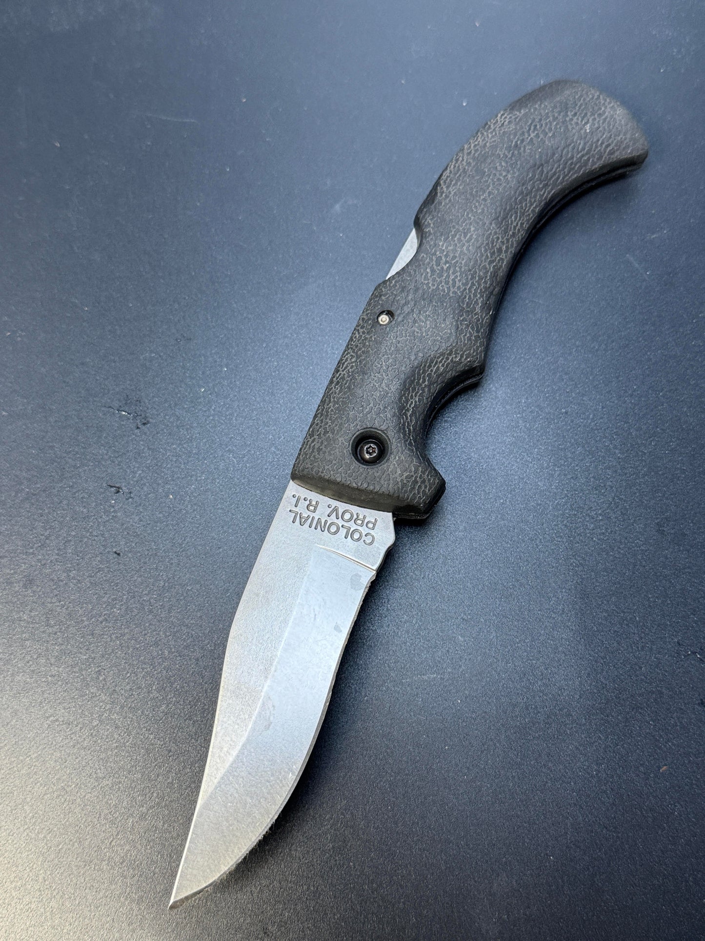 Military & Government-Issue Knives