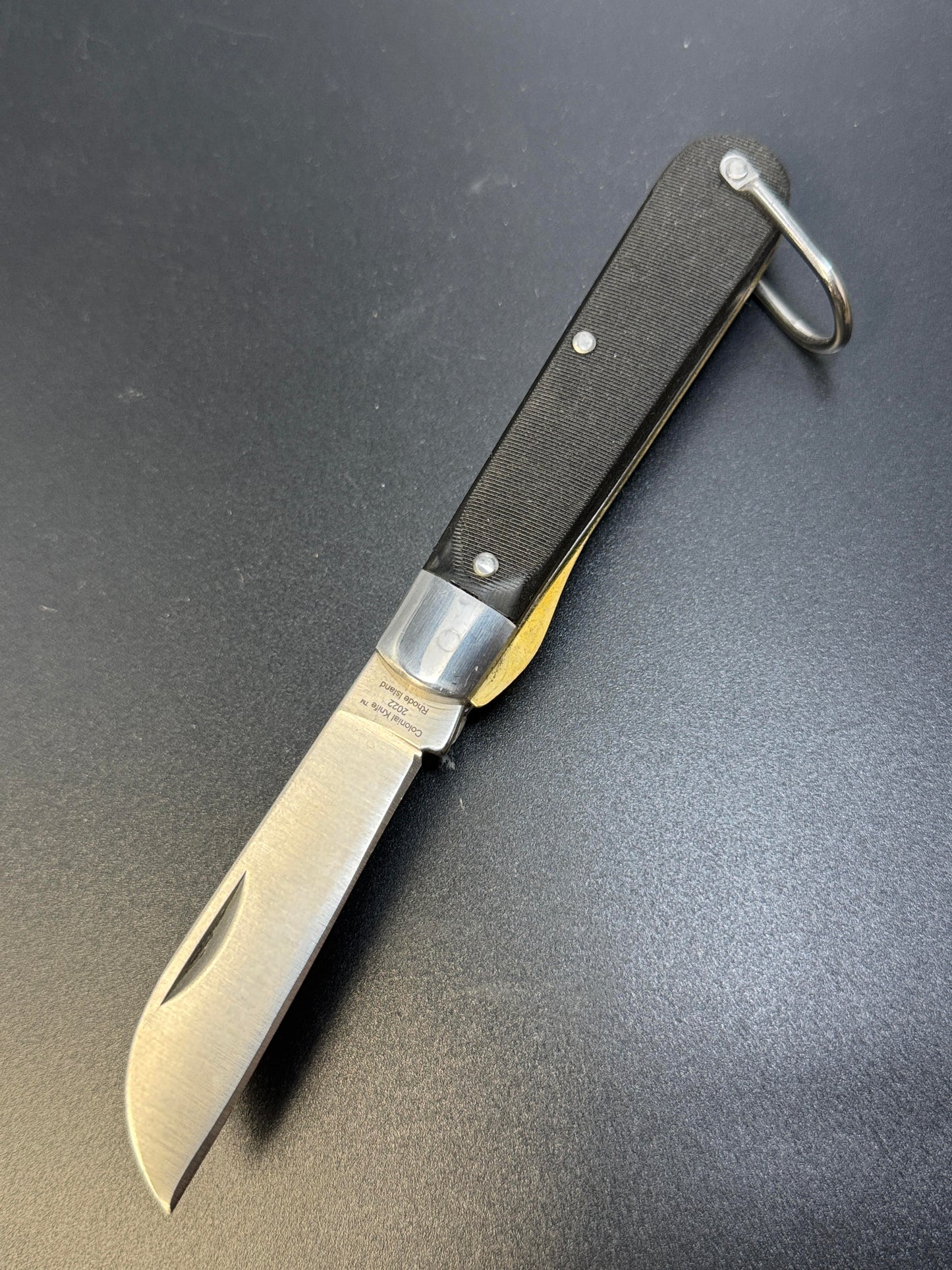 Military & Government-Issue Knives