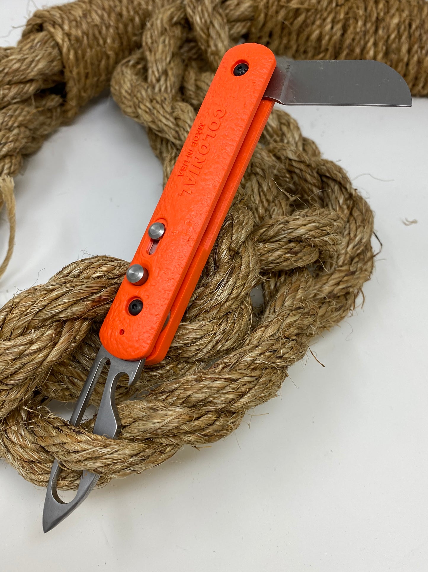 Shackle-Key multi-tool use-made in USA