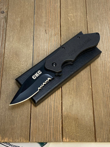 Assisted Opening liner-lock and lock-back knife