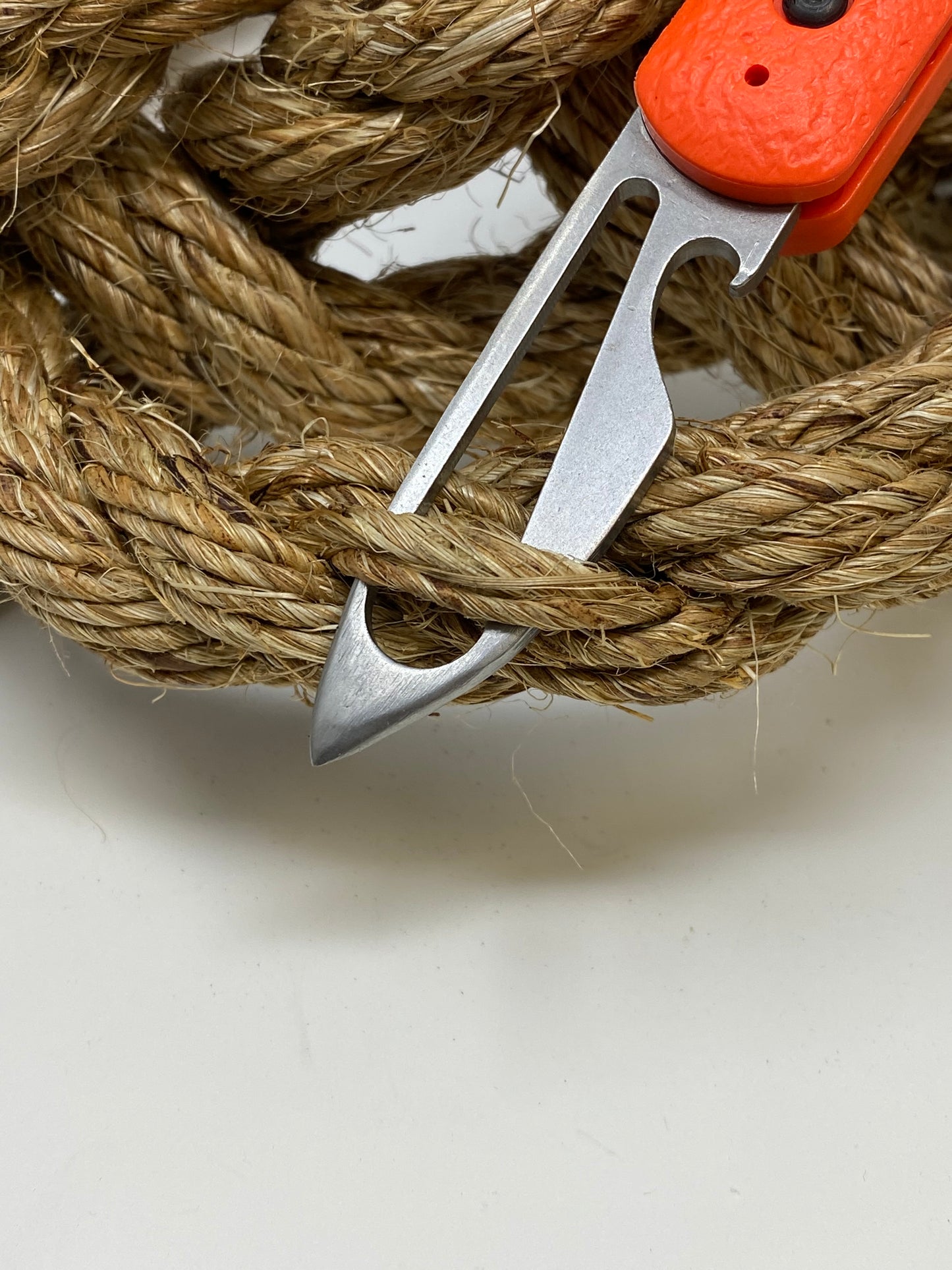 Shackle-Key multi-tool use-made in USA