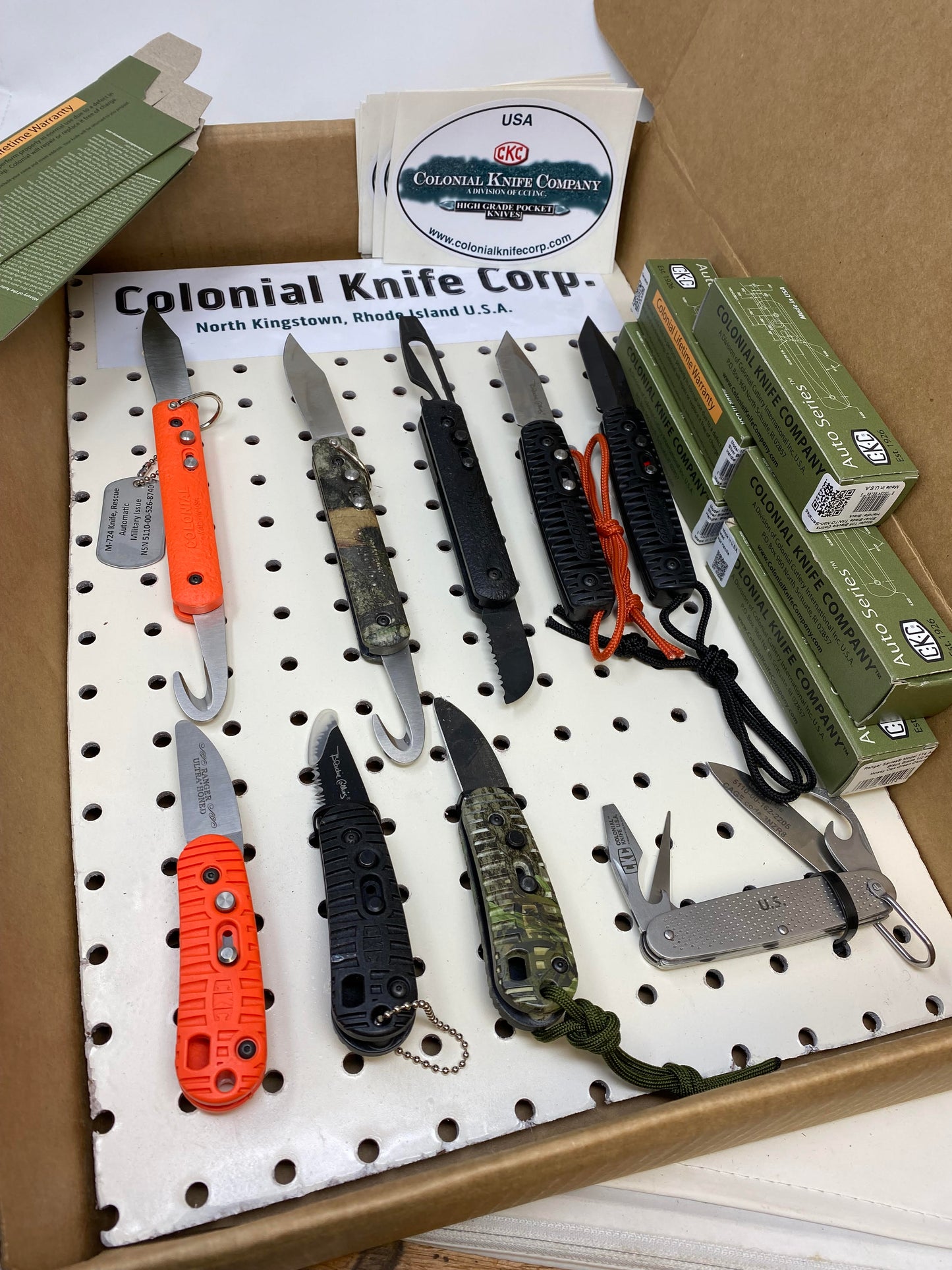 Dealer Starter Kit-sell knives at gun shows, flea-markets, door-to door, start earning extra cash